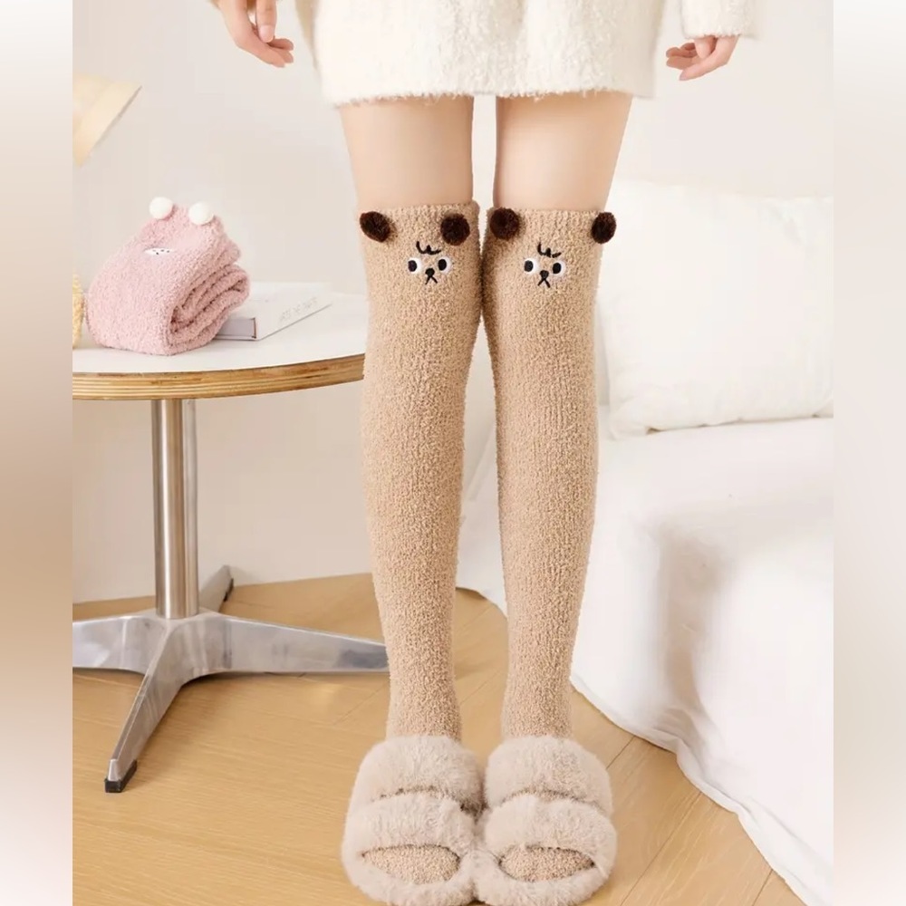 Cartoon Fuzzy High Knee Socks In Brown